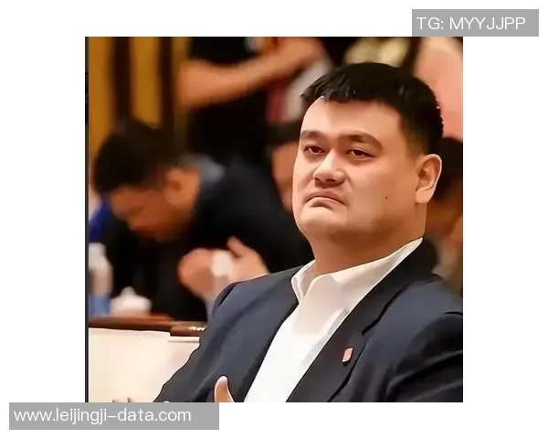 姚明职业生日的意义与影响探讨：从篮球巨星到社会楷模的蜕变之路